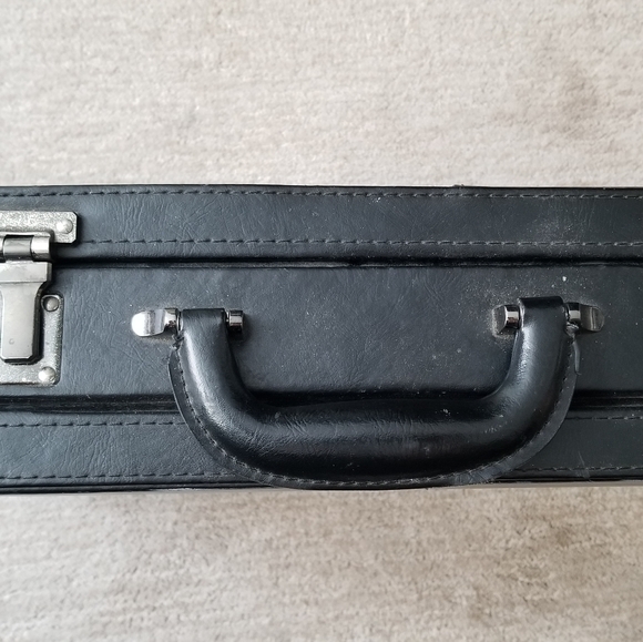 Bugatti Briefcase - Picture 7 of 14